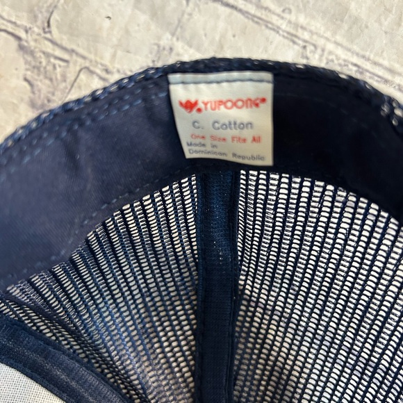 VINTAGE YUPOONG SNAPBACK TRUCKER GENESIS NAVY/YELLOW ADVERTISING HAT/CAP O/S - Picture 8 of 10